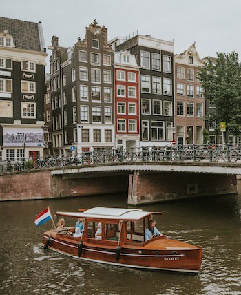 Private cruise on a historic boat